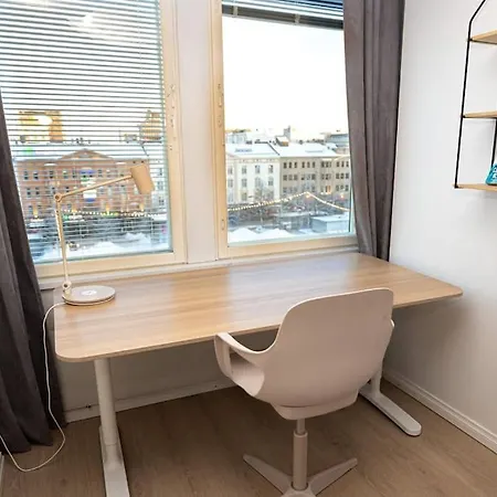 Modern 4 In Center *